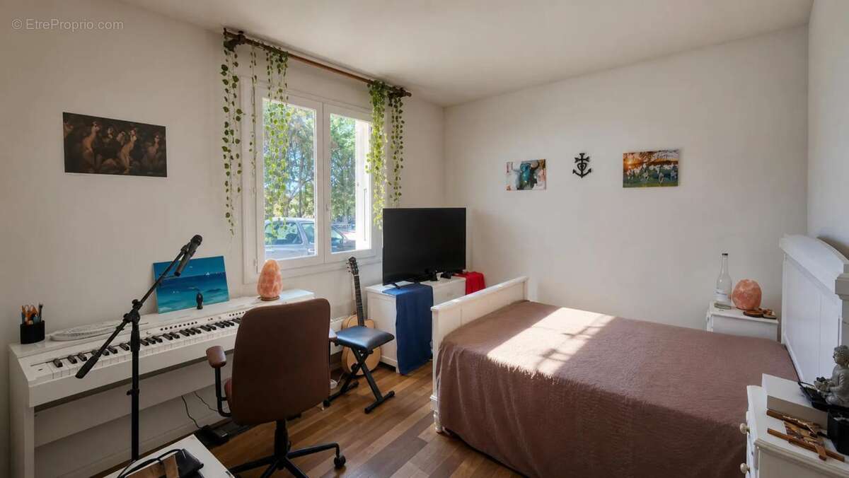 Maison de 7 pièces de 135 m² à Malataverne - photo 7