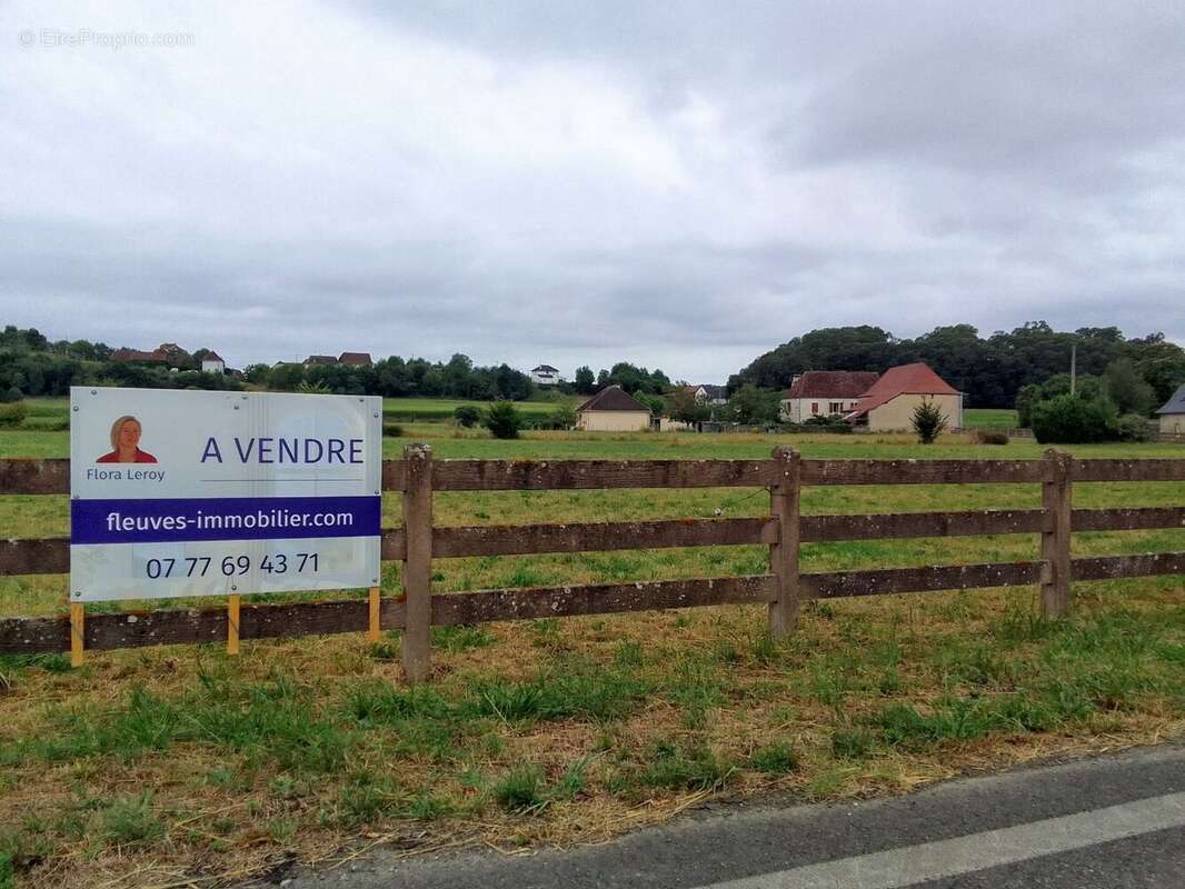 Terrain à NAVARRENX