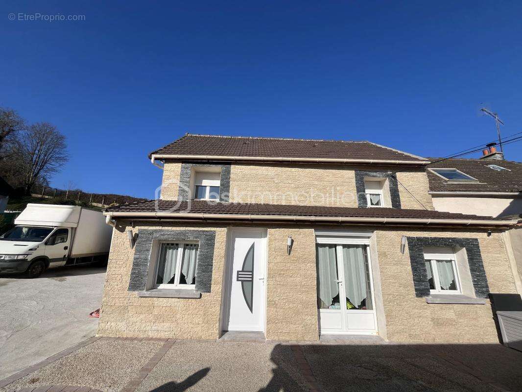 Maison à NANTEUIL-LES-MEAUX