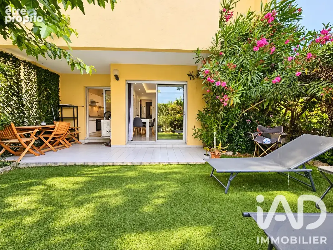 Photo 1 - Appartement à FREJUS