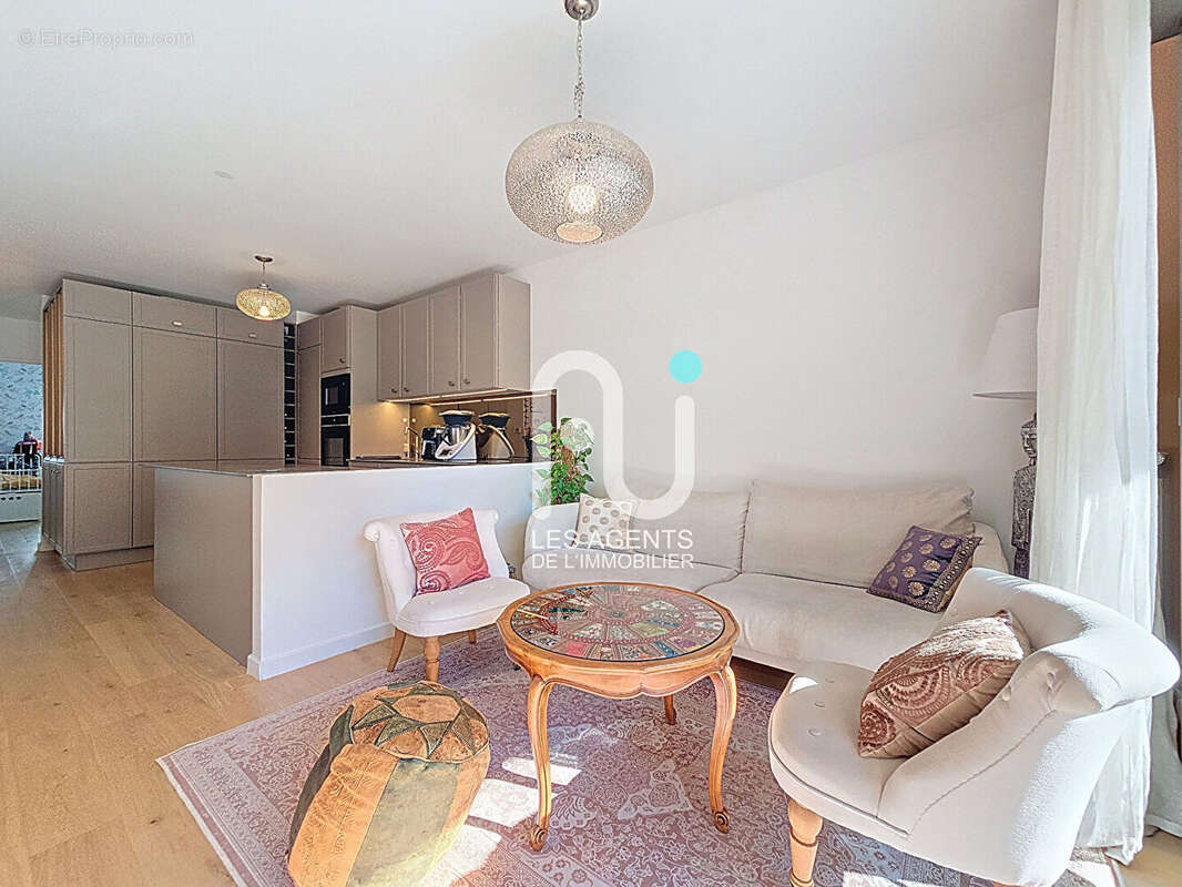 Appartement à ASNIERES-SUR-SEINE