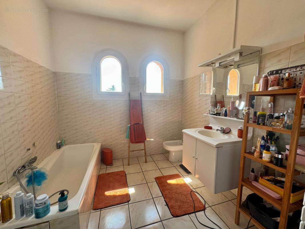 Maison à FREJUS