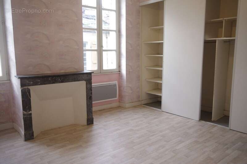 Gondrin, maison en pierre  avec cour comprenant deux logements de 5 et 6 pieces - photo 20