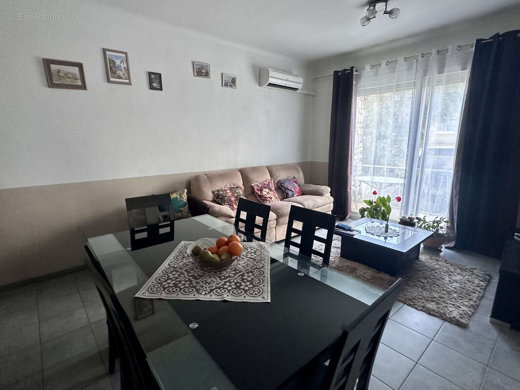 Maison à BAGNOLS-SUR-CEZE