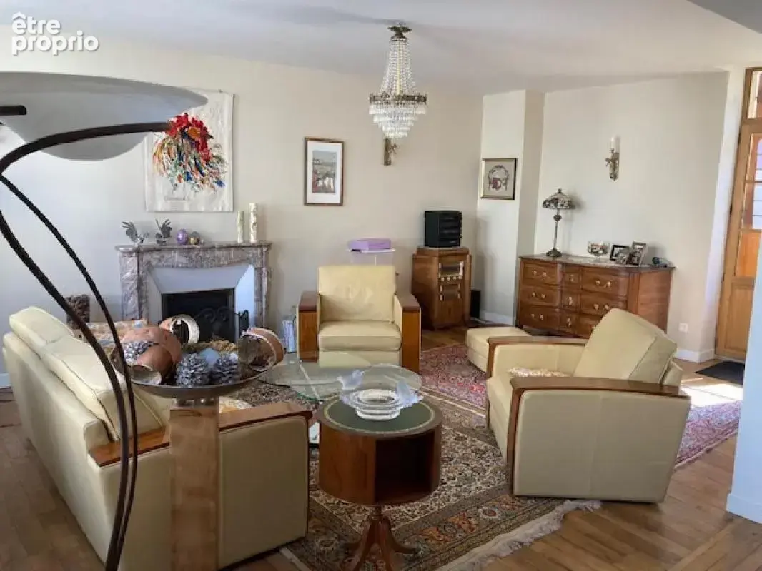 Maison 6 pièces 208 m² à vendre à Nogent-Le-Rotrou (28400) - photo 4