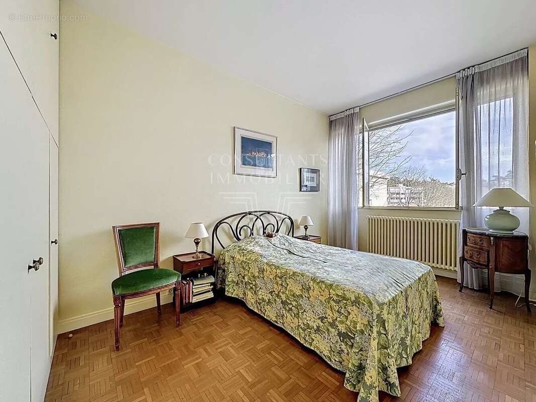 Appartement à GARCHES