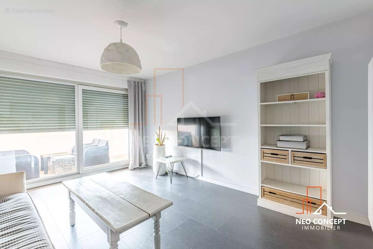 Appartement 2 pièces de 57,27 m² – Dernier étage – Ascenseur – Terrasse – Parking – Grenier - photo 3