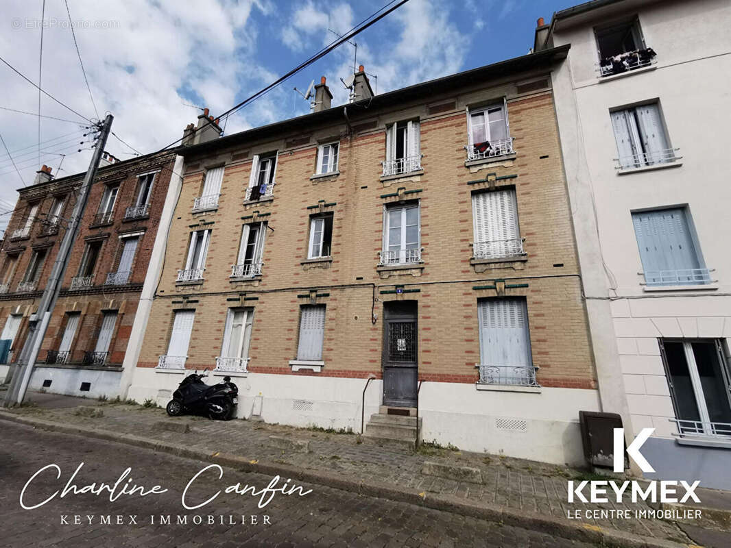 Appartement à EPINAY-SUR-SEINE