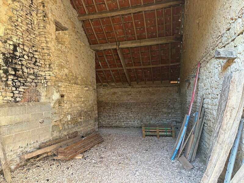 Maison à POUILLY-EN-AUXOIS