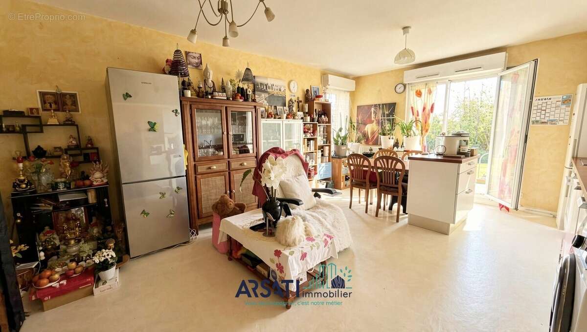 Appartement à CHAVAGNE