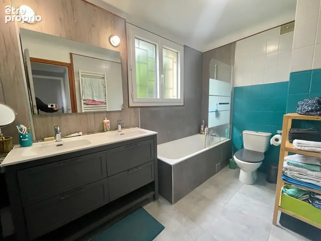 Maison Sucy En Brie 194 m2 - 5 chambres - dépendance - photo 11