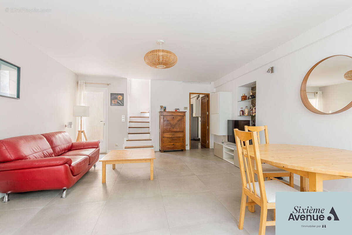 Appartement à EPINAY-SUR-ORGE
