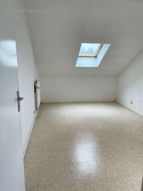 Appartement à CORBEIL-ESSONNES