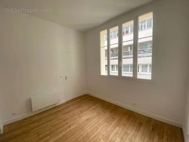 Appartement à PARIS-12E