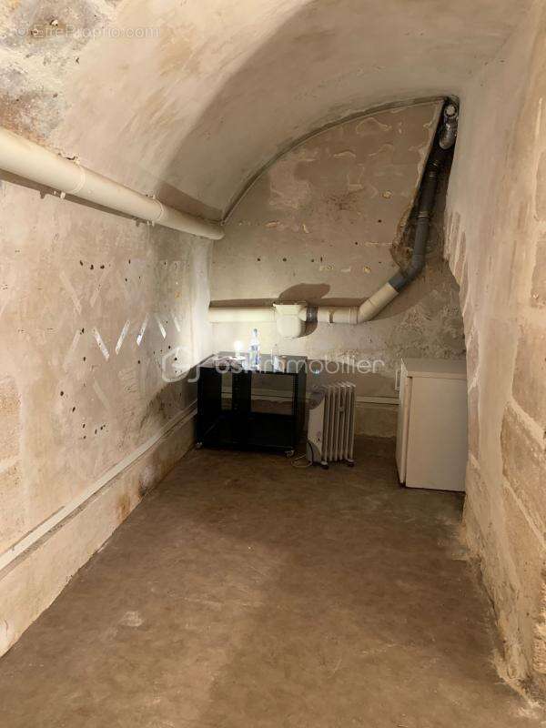 Commerce à PARIS-1E