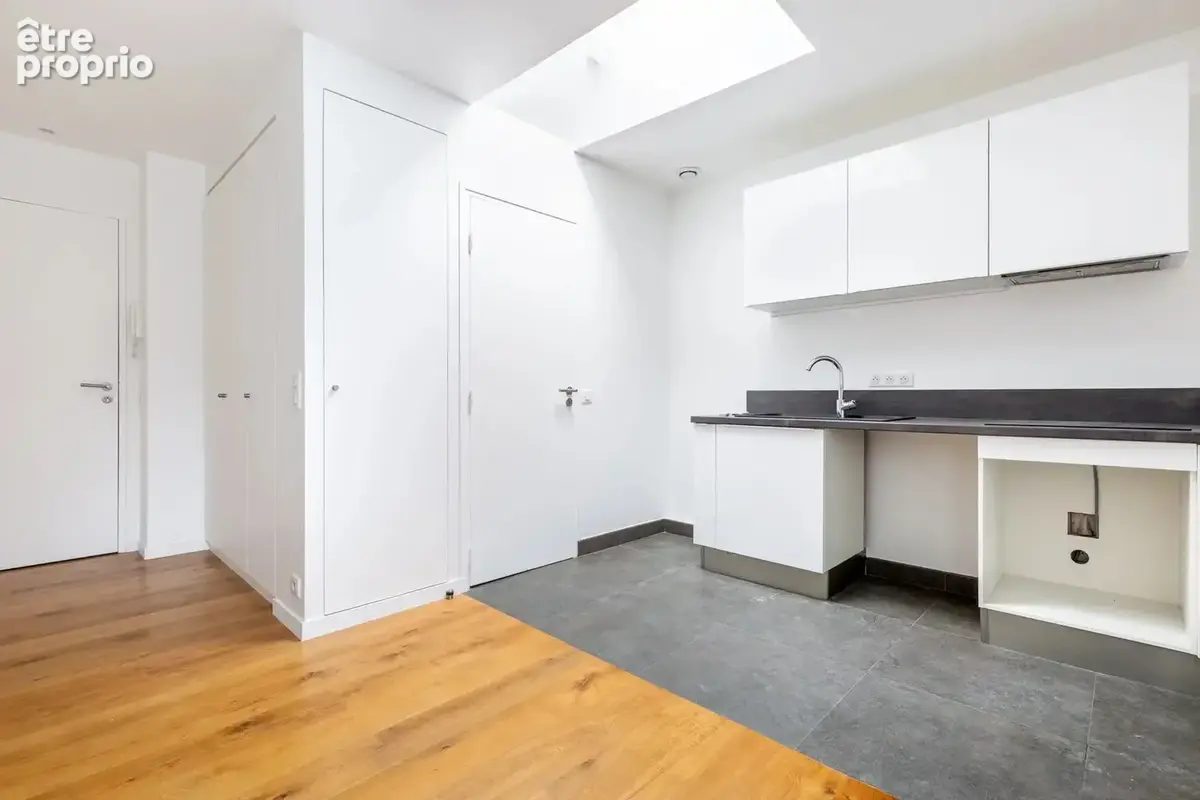 Appartement à PARIS-8E