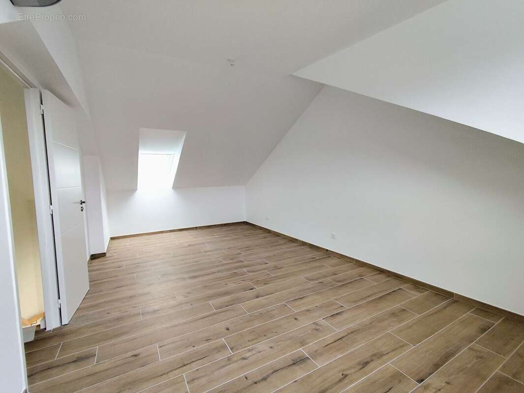 Maison à LE POULIGUEN