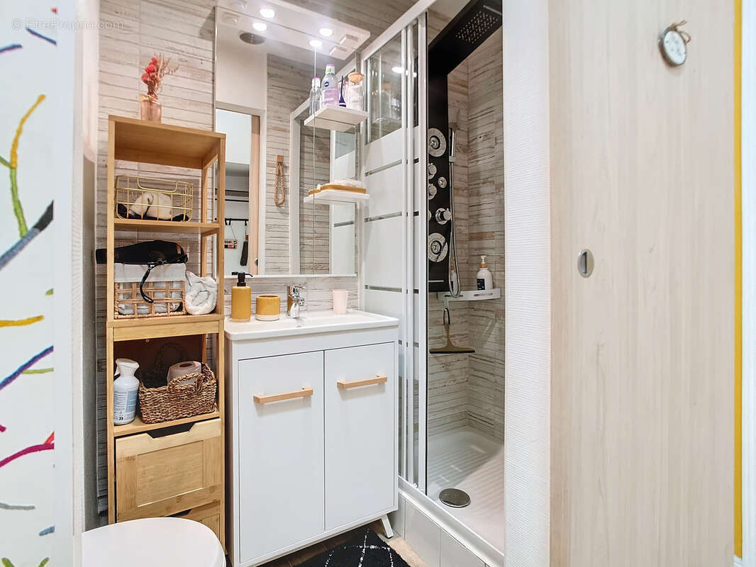 Appartement à SAINTE-SAVINE