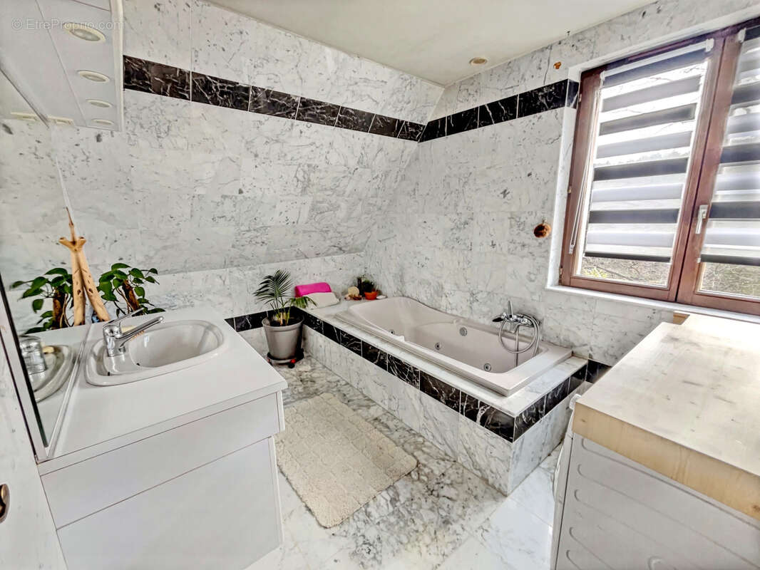 Maison à LE HOHWALD