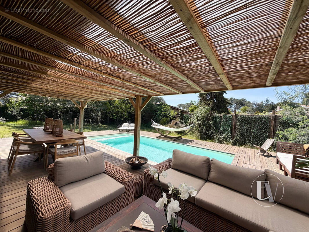 Maison à GUJAN-MESTRAS