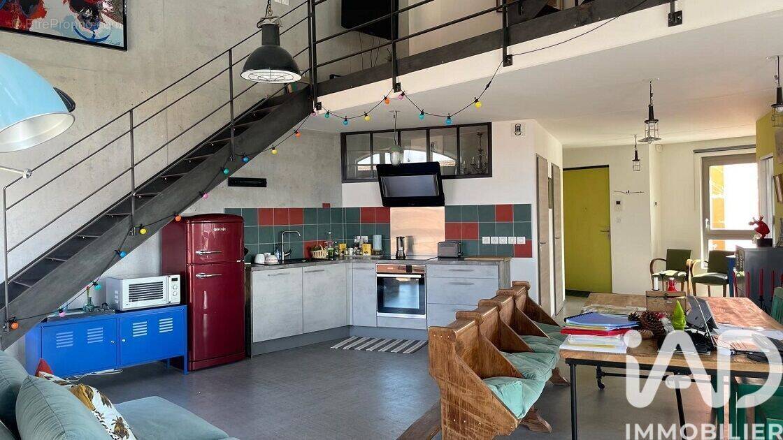 Photo 1 - Commerce à MULHOUSE