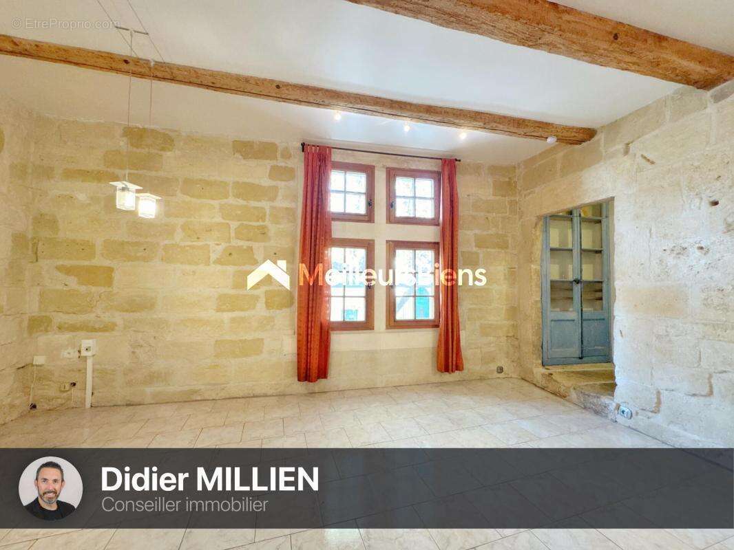 Maison de village de caractère du XVIe siècle, 4 pièces avec garage à Loupian - photo 2