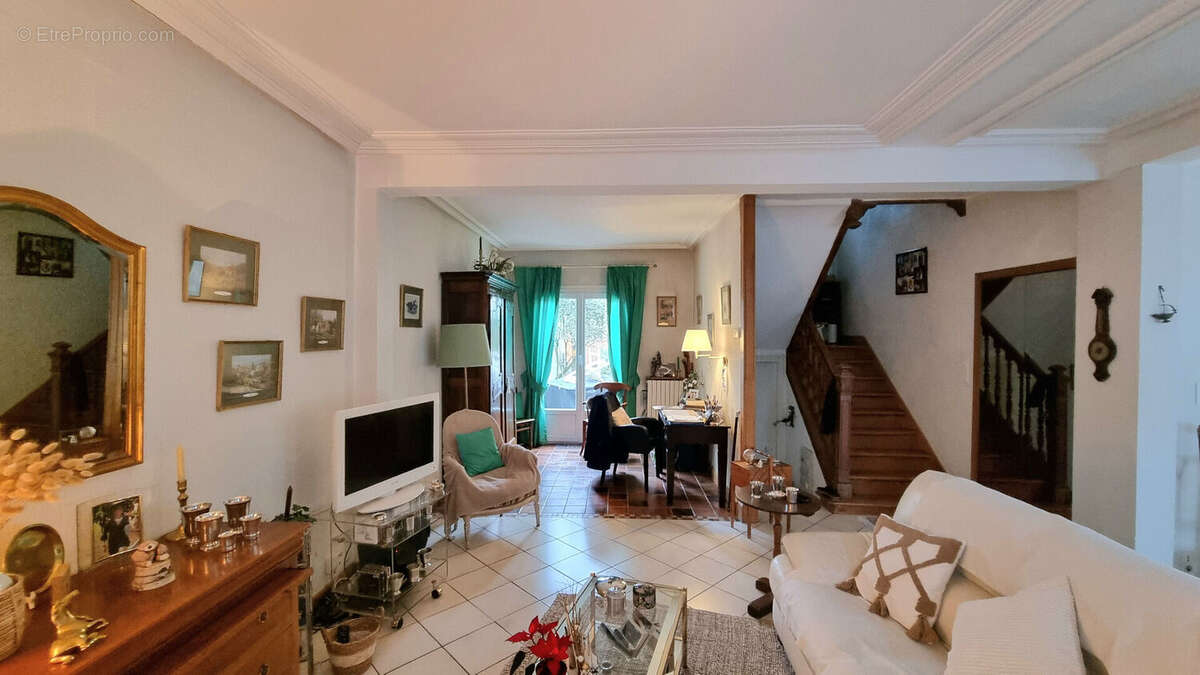 Maison à VILLEMOMBLE