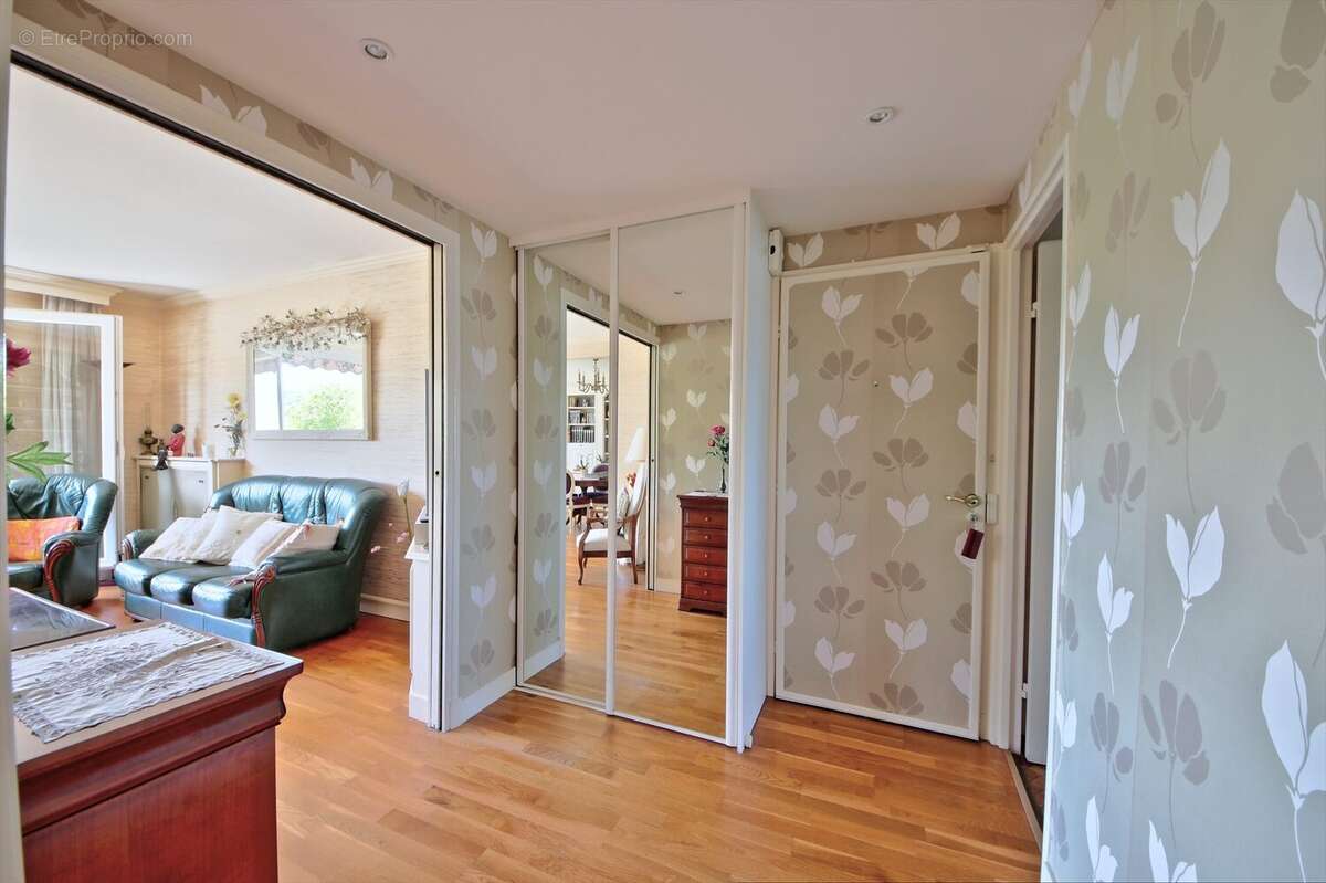 Appartement à BOIS-D'ARCY