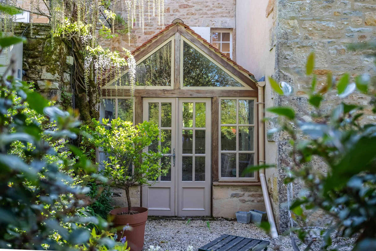 Propriété de campagne avec, piscine et dépendances - photo 19