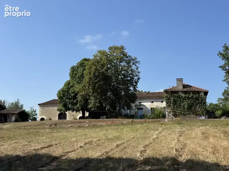 Maison à MEDILLAC