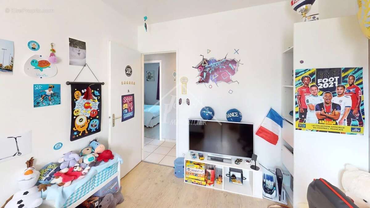 Maison à CHAREIL-CINTRAT