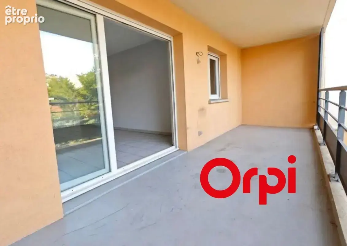 Appartement T3 - lumineux - terrasse et parking sécurisé – Moulin-à-Vent - Vénissieux - photo 4