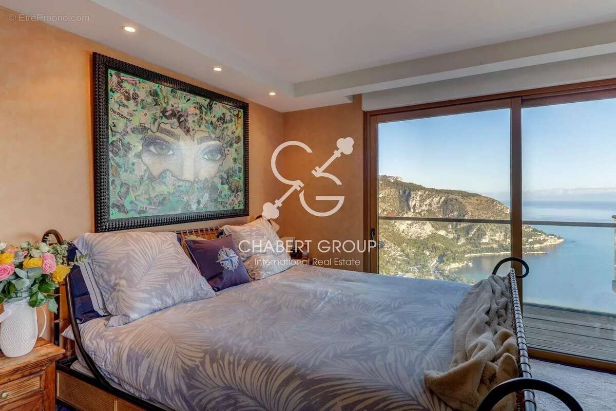 Appartement à EZE