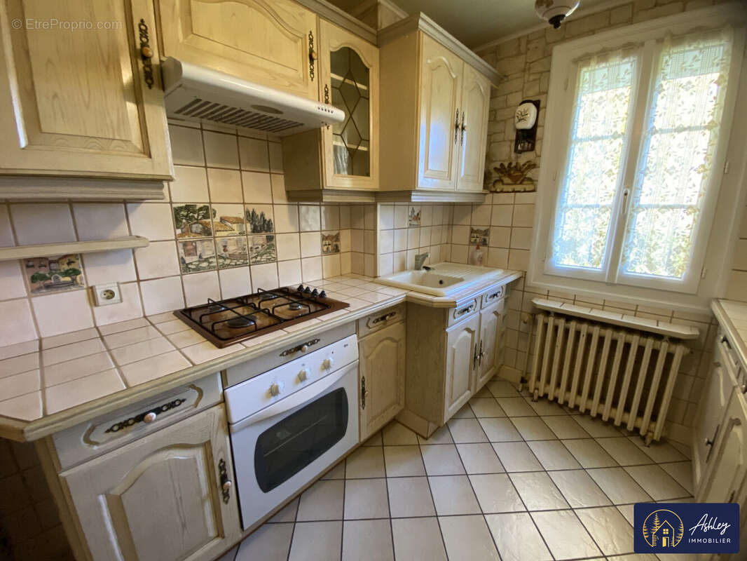 Maison 3 pièces YDES - Maison à YDES