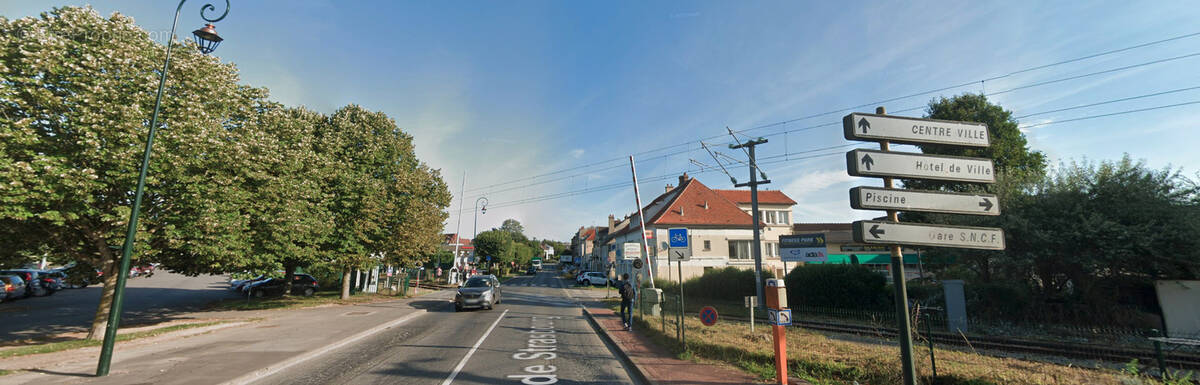 Parking à COULOMMIERS