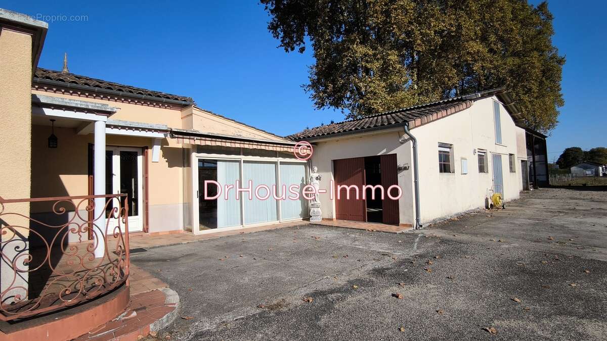 Maison à LONGUEVILLE