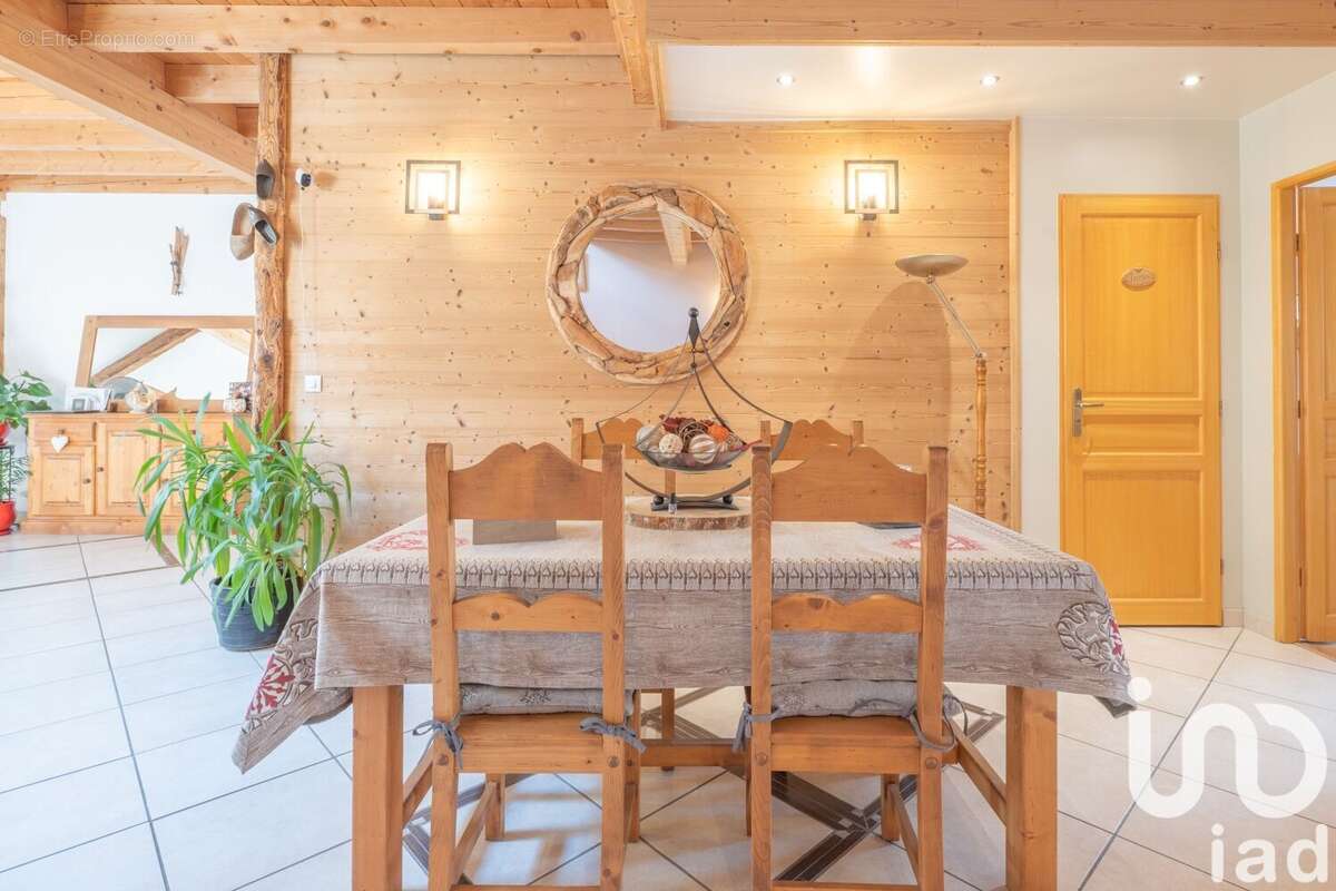 Appartement 111 m² à Le Bourg-D'oisans  - photo 5