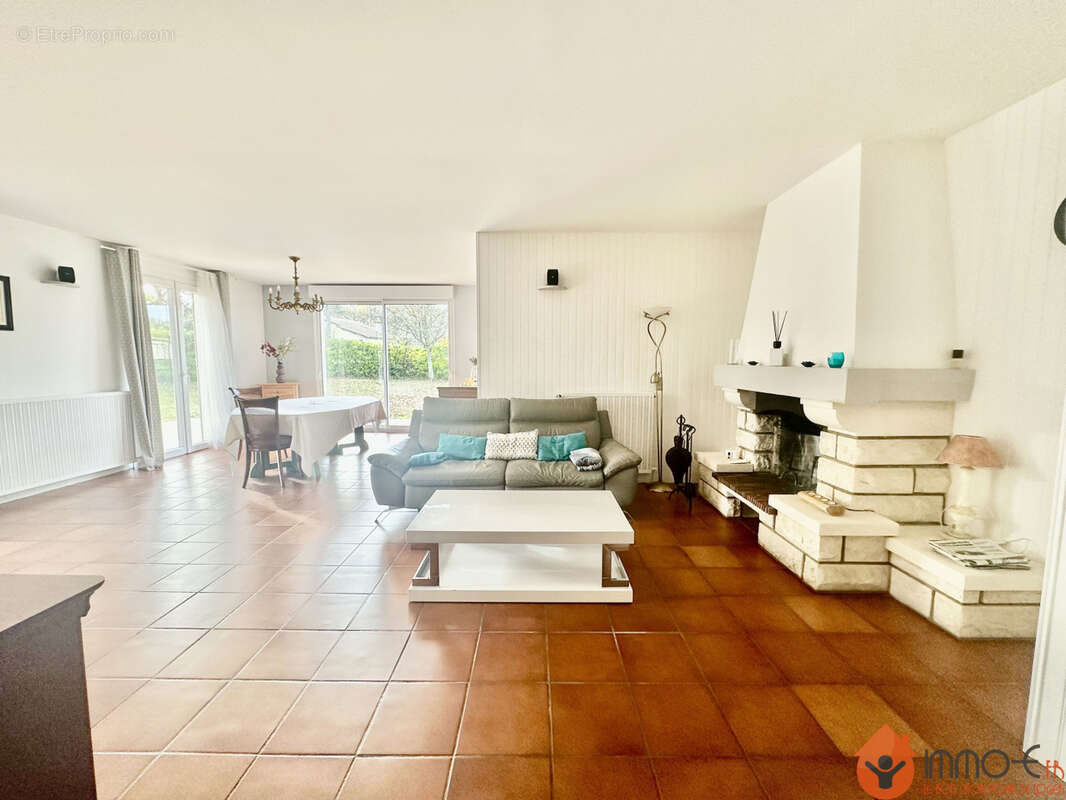 Maison à LE PIAN-MEDOC