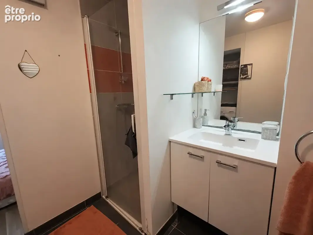La Rochelle - Appartement T2 avec jardinet privatif de 105 m² - photo 6