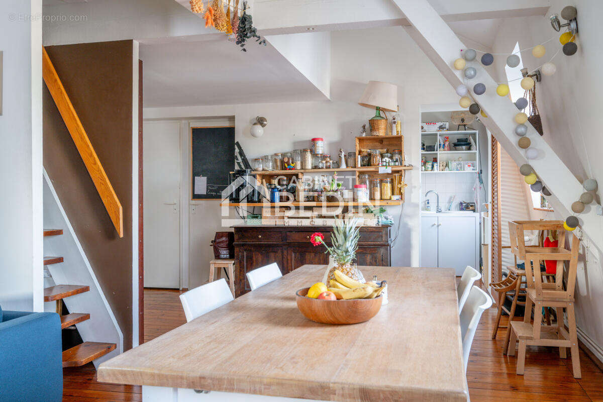 Appartement à BORDEAUX