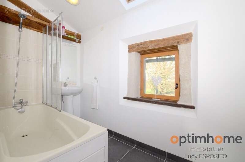 Maison à MAUPREVOIR