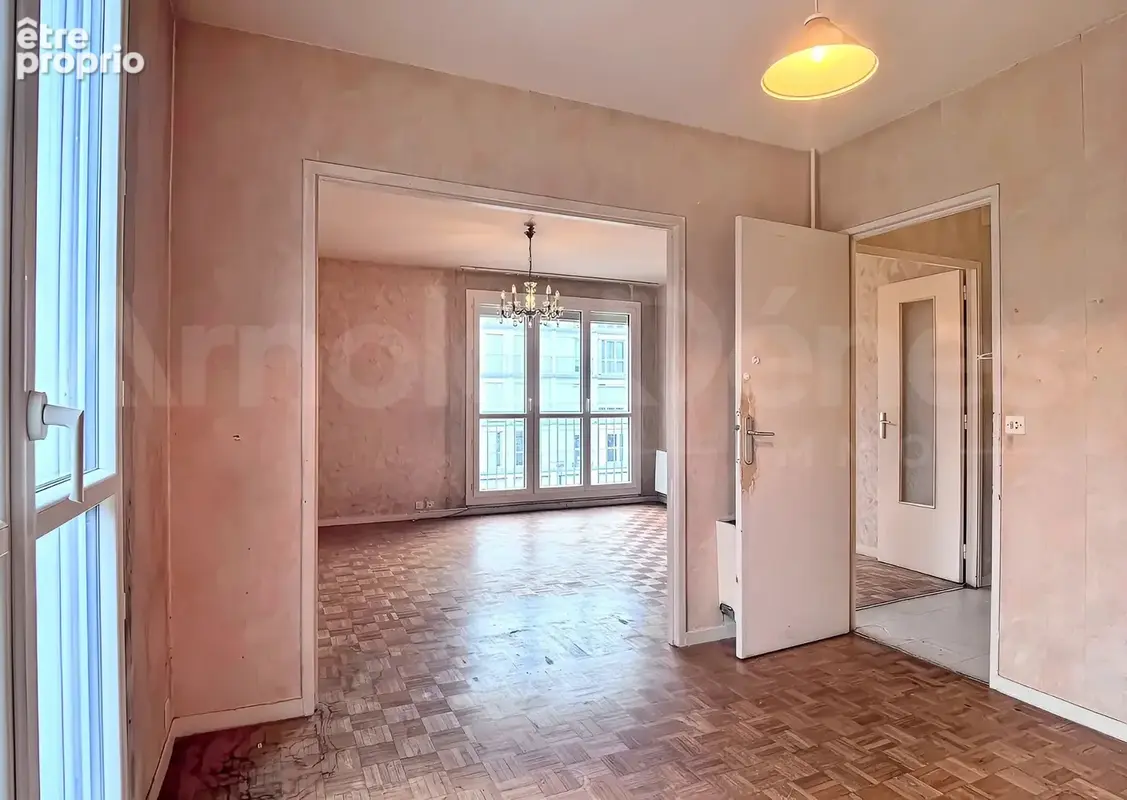Rennes   Sainte-Thérèse / Le Blosne : appartement à rénover, beau potentiel pour habiter ou investir - photo 3