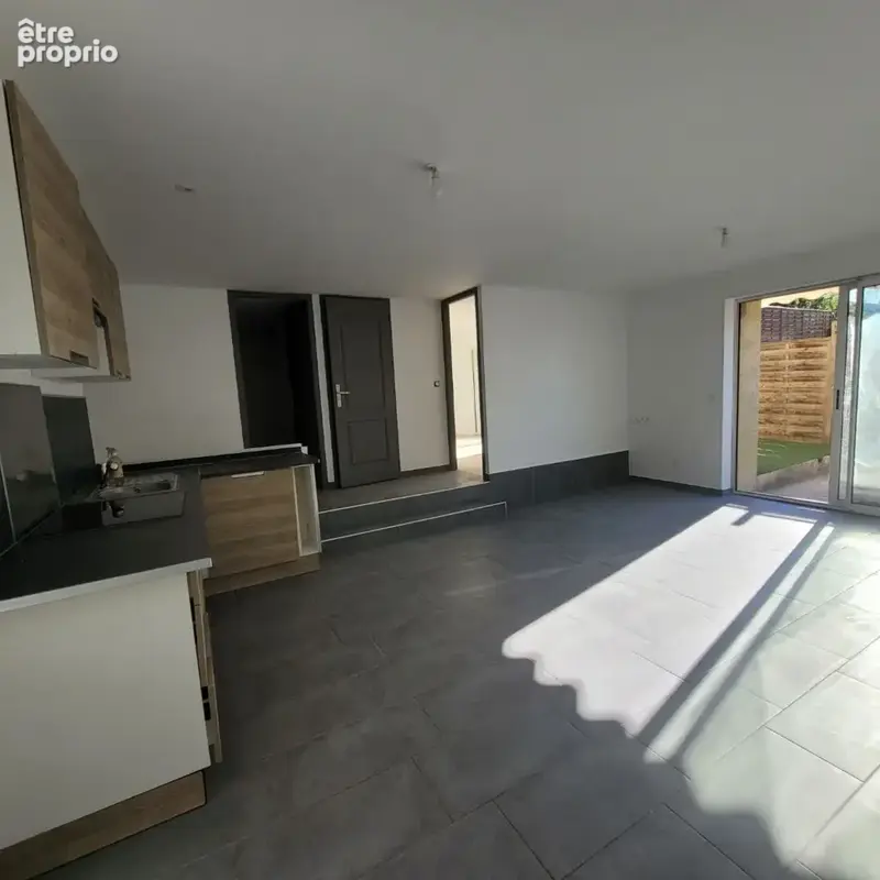 A vendre un  superbe appartement 2/3 pièces avec grande terrasse ensoleillée - photo 5