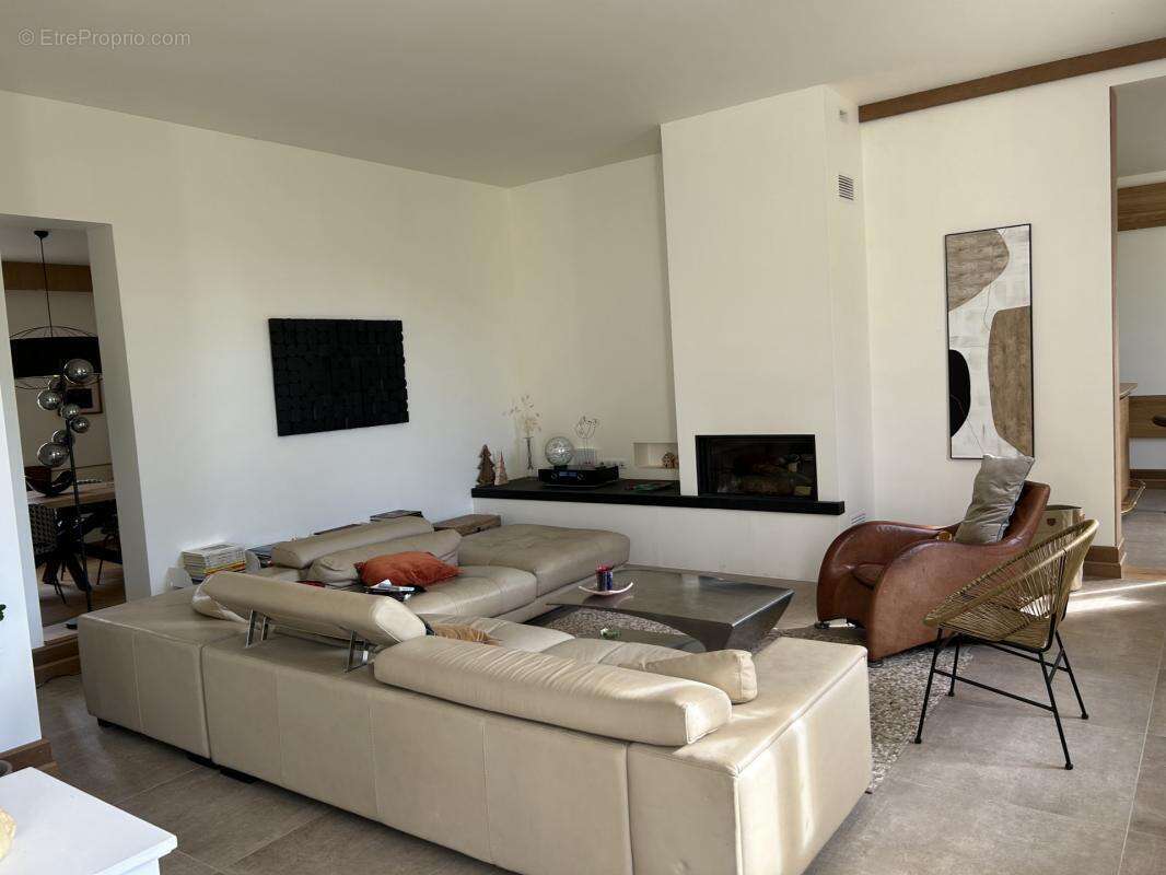 Appartement à CASTILLON-LA-BATAILLE