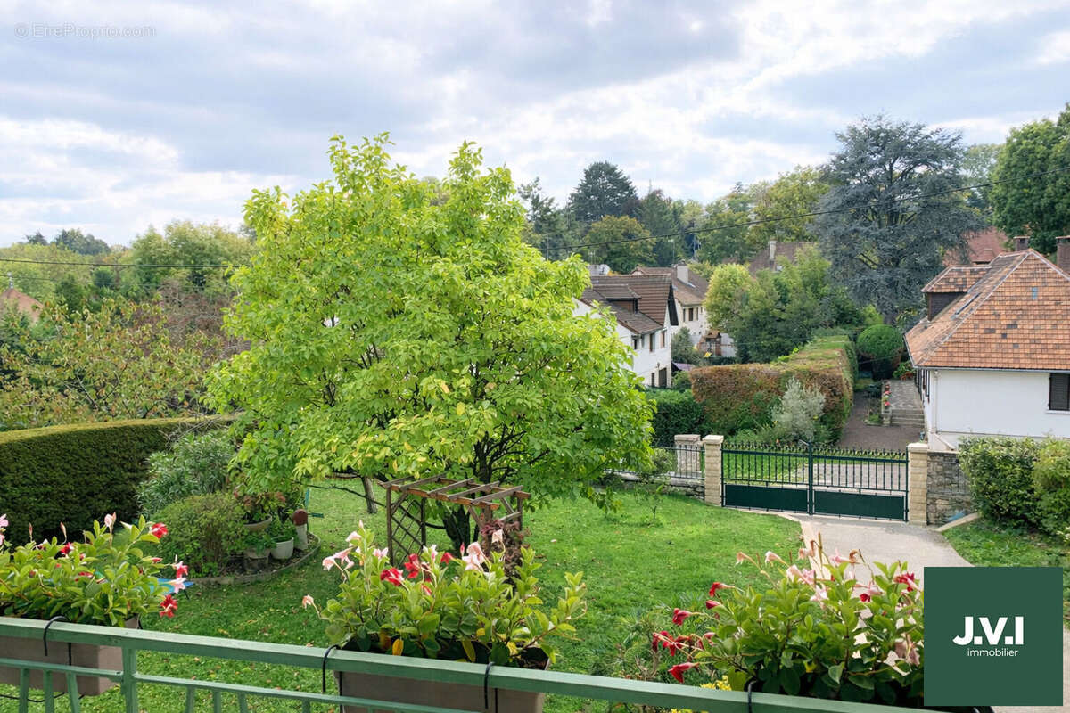 Maison à MONTMORENCY