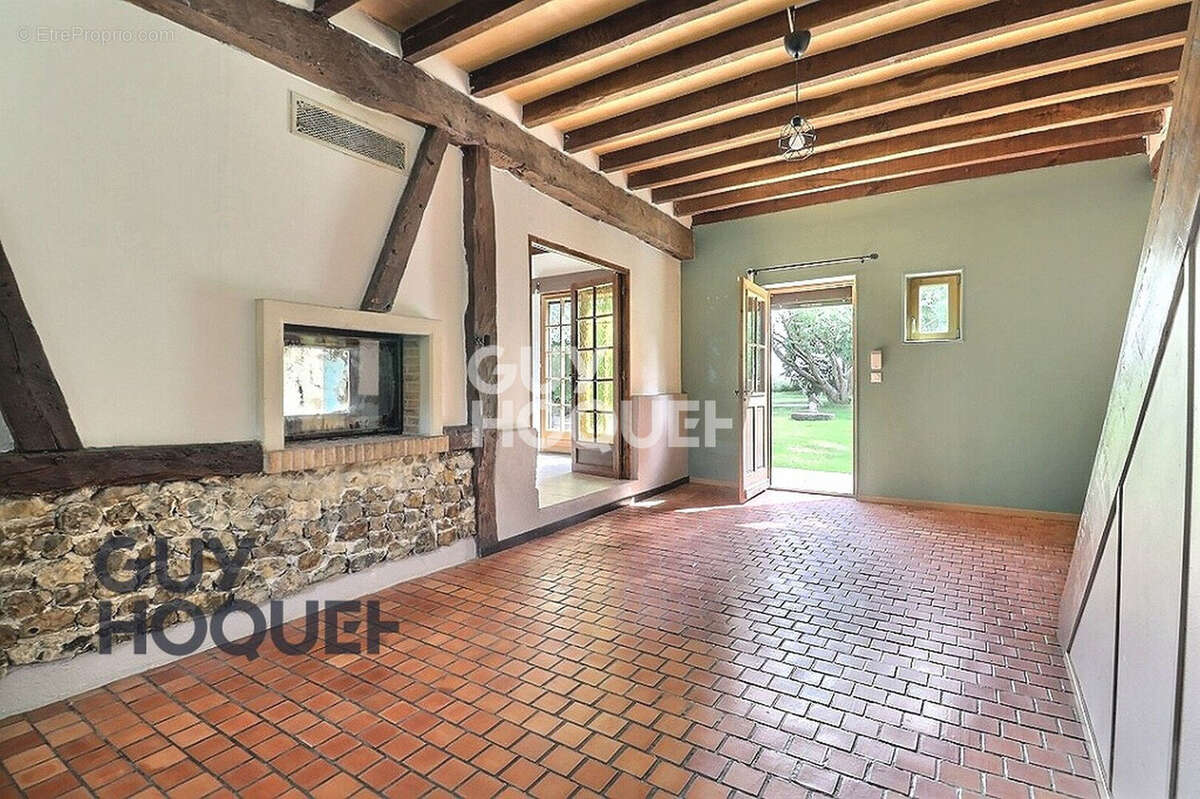 Maison à BERNAY