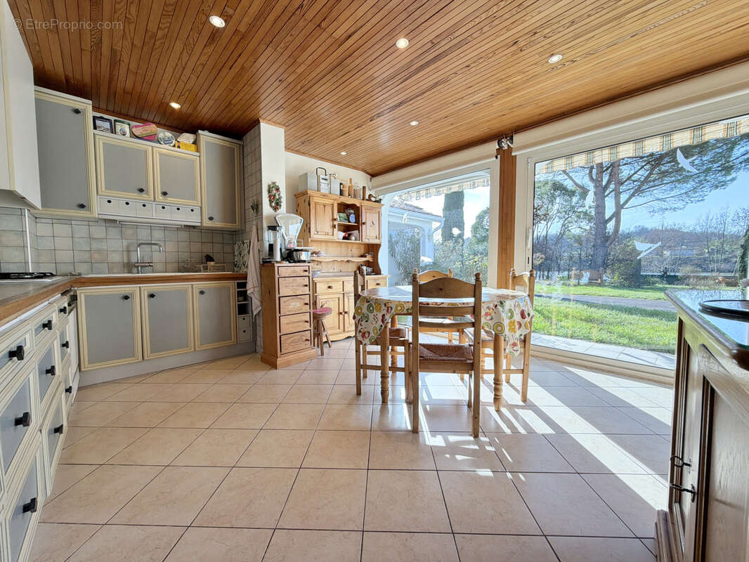 Maison à SAINT-SYLVESTRE-SUR-LOT