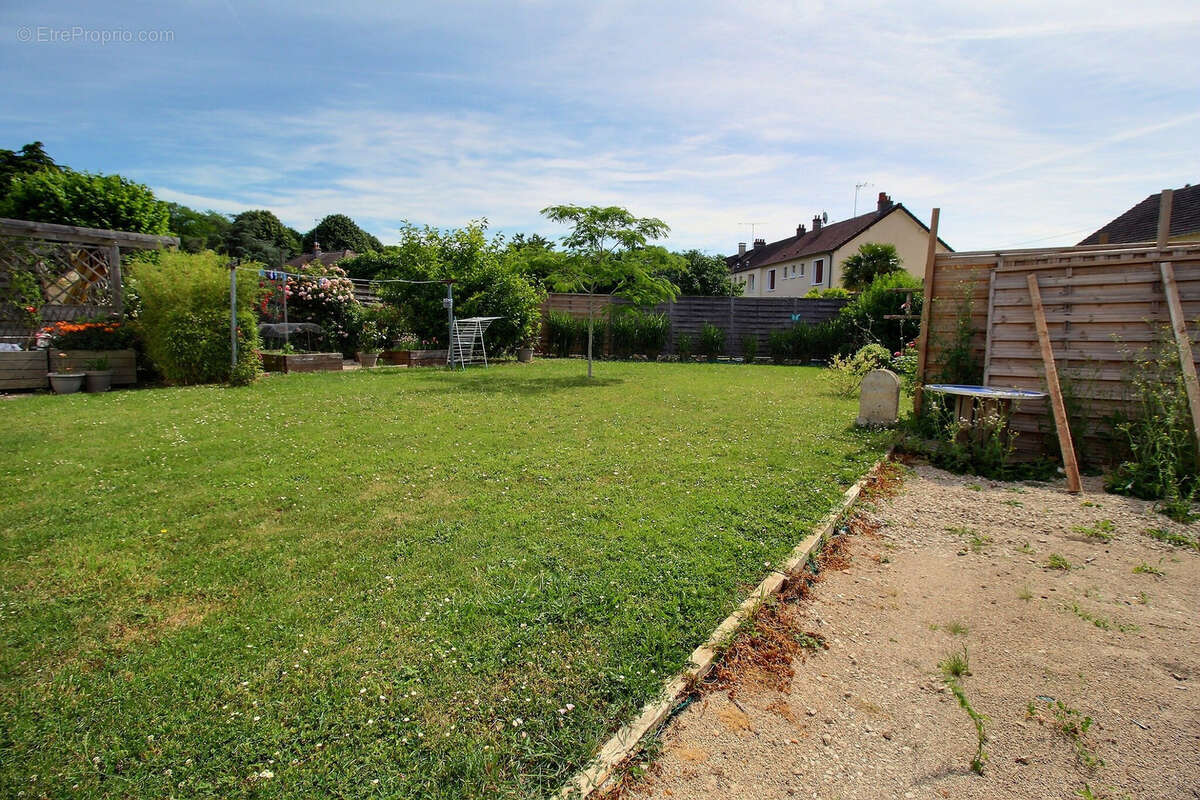 Maison à ANGERVILLE