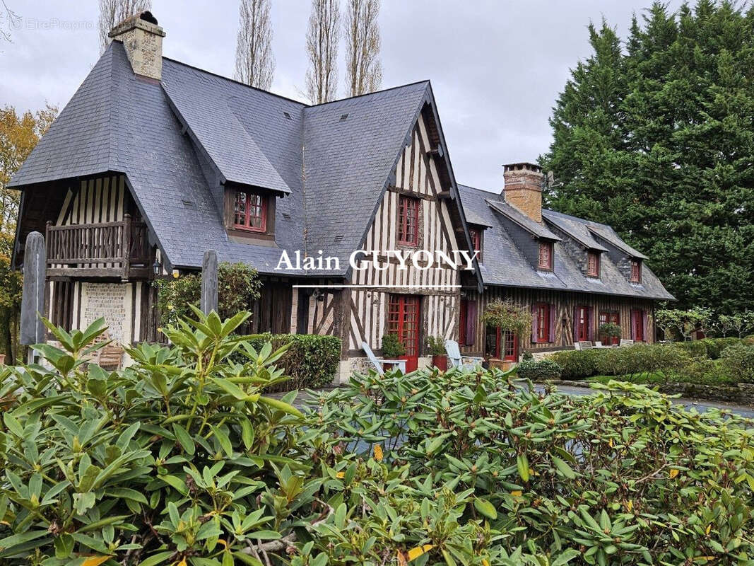 Maison à PONT-L'EVEQUE