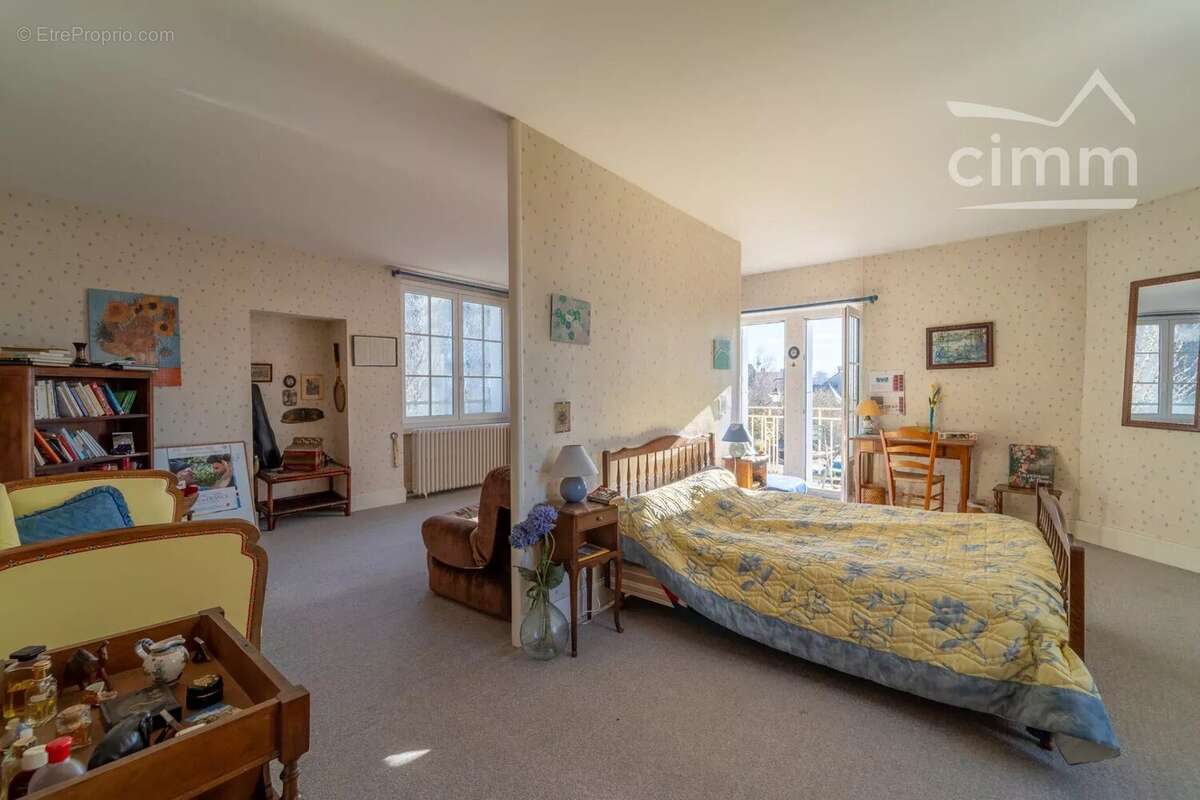 Maison à CHATEAU-CHINON(VILLE)